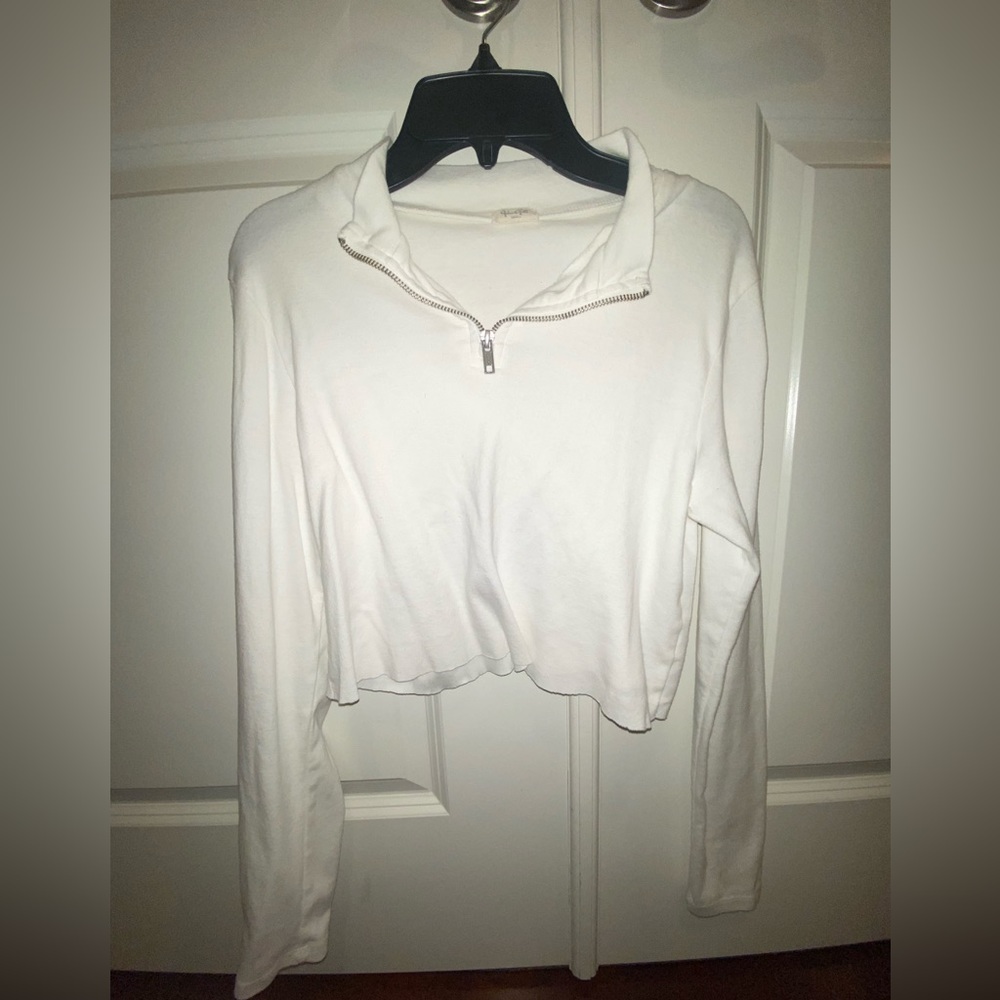 White brandy melville long sleeve in size small! brand new!